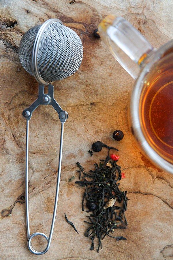9. Hızlı bir çay keyfi için çay demleme süzgeci ideal.