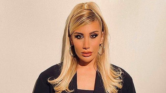 Ünlü Şarkıcı İrem Derici Mini Elbisesi İle Verdiği Pozla Instagram'ı Salladı!