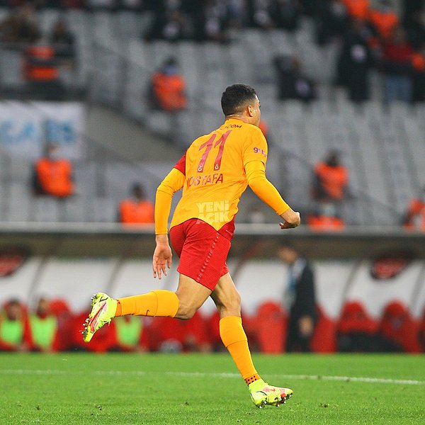 Galatasaray'da 88. dakikada sahne alan Mustafa Muhammed skoru 1-1'e getirdi.