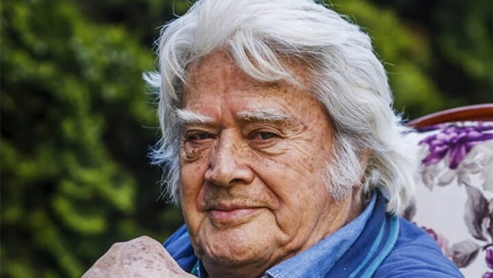 2021 Kültür Sanat Büyük Ödülleri'nde Sinema Alanın Sahibi Cüneyt Arkın Kimdir? Kaç Yaşında ve Nereli?