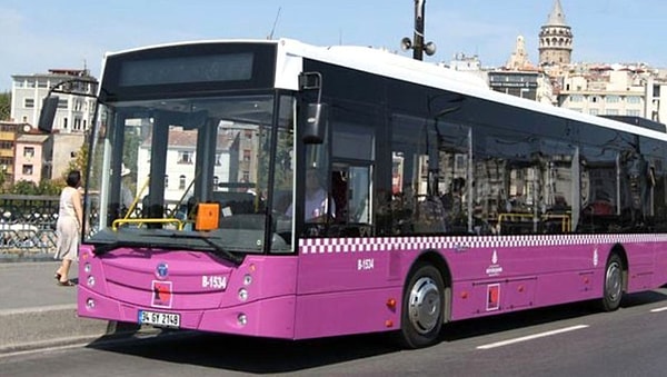 3 vesayetle işe gitmek bir İstanbullu için normal olurken, metro, metrobüs gibi sistemler de trafik açısından en rahatlatıcı ulaşım şekli oluyor.