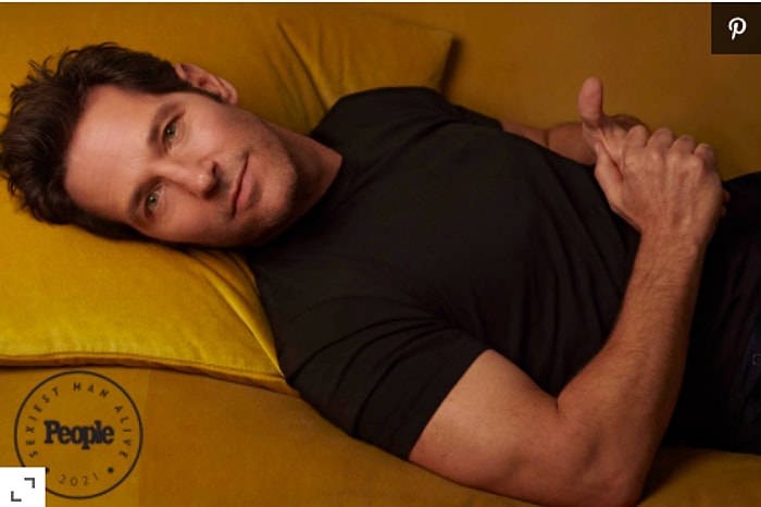 Журнал People выбрал Пола Радда самым сексуальным мужчиной в мире 2021 года