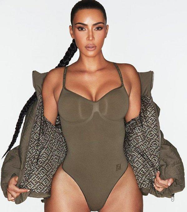 Kim Kardashian, İtalyan moda evi ile özel işbirliğini ilk olarak geçen ay WSJ Magazine ile yaptığı röportajda duyurdu.