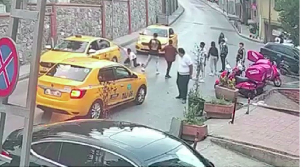 Burası İstanbul'un Göbeği: Şikayetini Çekmeyen Genç, Hırsızın Arkadaşları Tarafından Kaçırıldı