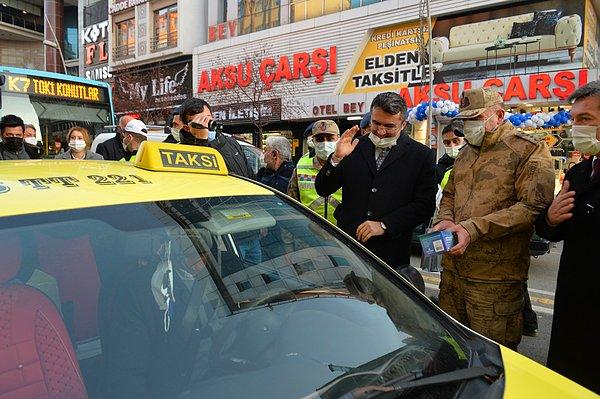 Bu kampanyanın kapsamında Erzurum'un birçok noktasında emniyet kemeri kontrolü yapıldı. Cumhuriyet Caddesi'nde polis ve jandarmanın yaptığı uygulamaya katılan Vali Memiş, sürücüleri denetledi.