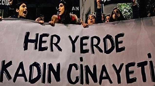Suçlu olduğu ayan beyan açık olan insanlar bizlere isimlerini karalamaktan dolayı dava açabiliyorlar.