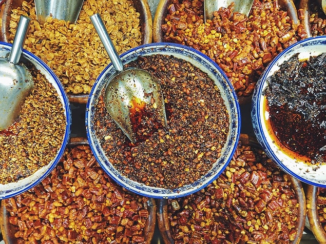 2. Acı yiyeceklerden kaçının.