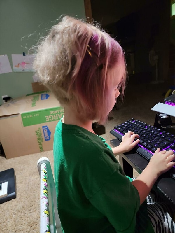 12. Сегодня вечером пришел с работы и увидел, что моя жена сделала моему ребенку эту стрижку