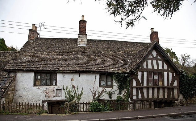 6. Ancient Ram Hanı, Gloucestershire, İngiltere