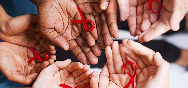 Dünyada yaklaşık 38 milyon insan HIV enfeksiyonu ile yaşıyor.
