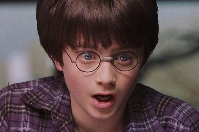 Tüm film ekibini Hogwarts'a yani Hogwarts'ın stüdyosuna götüren HBO Max, bu yapımda oyuncu sohbetleri ve röportajlara yer verecek.