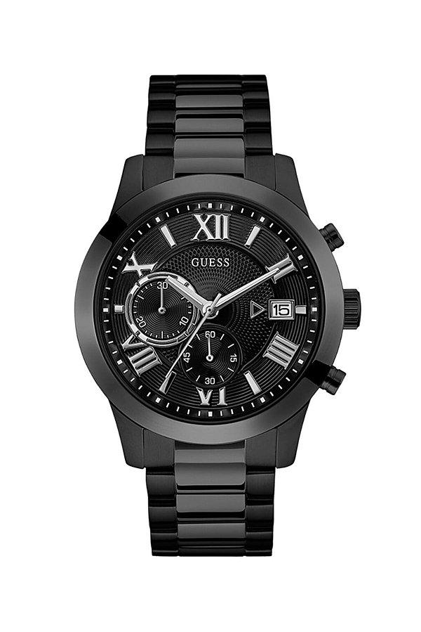 11. Biraz daha pahalı ve marka bir saat almak isterseniz, en uygun olanlar Guess marka saatler olacaktır.