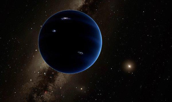 Güneş Sistemi'ndeki 9. gezegen uzun süredir Plüton olarak bilinse de 2006 yılında elinden bu unvan alınmış ve cüce gezegen olarak anılmıştı.