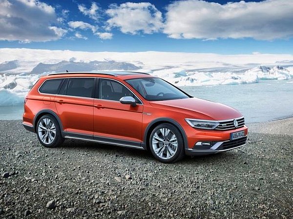 Volkswagen'in cross esintili aracı Passat Alltrack, sonunda Türkiye'ye geliyor.