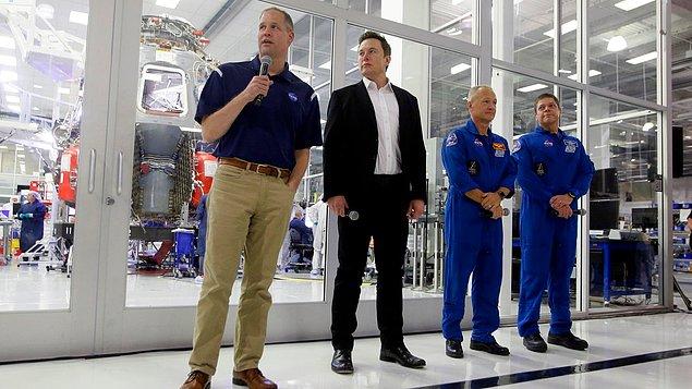 Geçtiğimiz günlerde Ay'a yıllar sonra tekrardan gitmeye karar veren NASA, Artemis projesi için Elon Musk ve sahibi olduğu SpaceX ile anlaşmıştı.