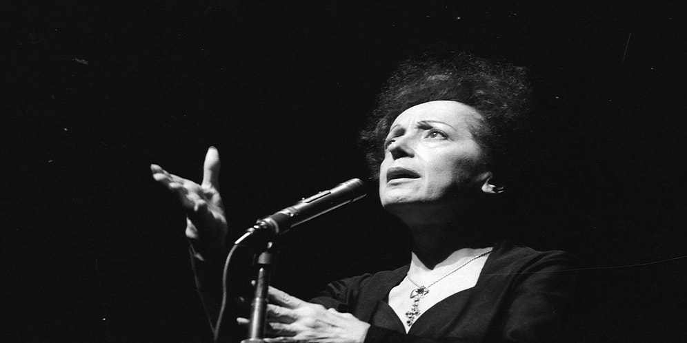 Sokakta Keşfedilip Sesini Tüm Dünyaya Duyuran Kaldırım Serçesi Edith Piaf’ın 19 Unutulmaz Şarkısı