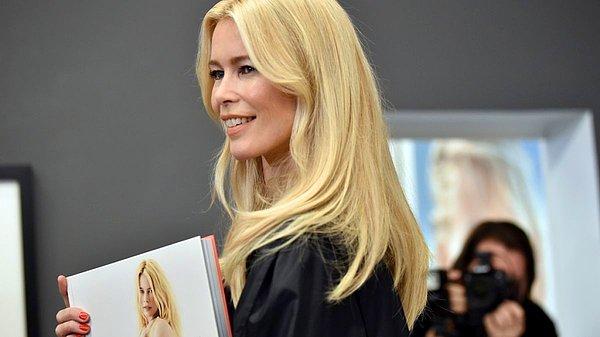 Şu an 51 yaşında olan güzel model tüm bu anılarını Düsseldorf'ta açtığı fotoğraf sergisinde hayranlarıyla paylaşıyor.
