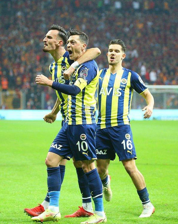 31'de Fenerbahçe, Mesut Özil'le skora denge getirdi: 1-1