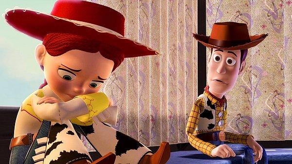 24. Bir Pixar çalışanı prodüksiyon sırasında 'Toy Story 2'nin bütün verilerini yanlışlıkla sildi.