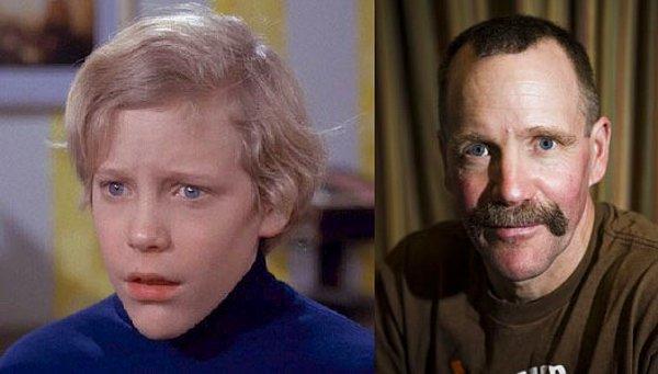 11. 'Charlie'nin Çikolata Fabrikası'nda canlandırdığı Charlie karakteriyle başarılı bir çocuk oyuncu olan Peter Ostrum veteriner olmaya karar verdi.
