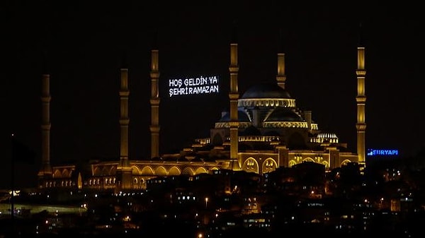 Ramazan ayı, paylaşmanın, ibadetin, nefse hakim olmanın en önemli olduğu dönemlerdendir.