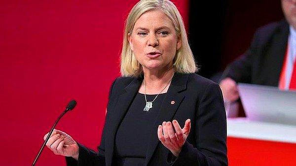 13. İsveç Parlamentosu, Sosyal Demokrat Parti lideri Magdalena Andersson'un başbakanlığını onayladı. Böylece Magdalena Andersson ülkenin ilk kadın başbakanı oldu.