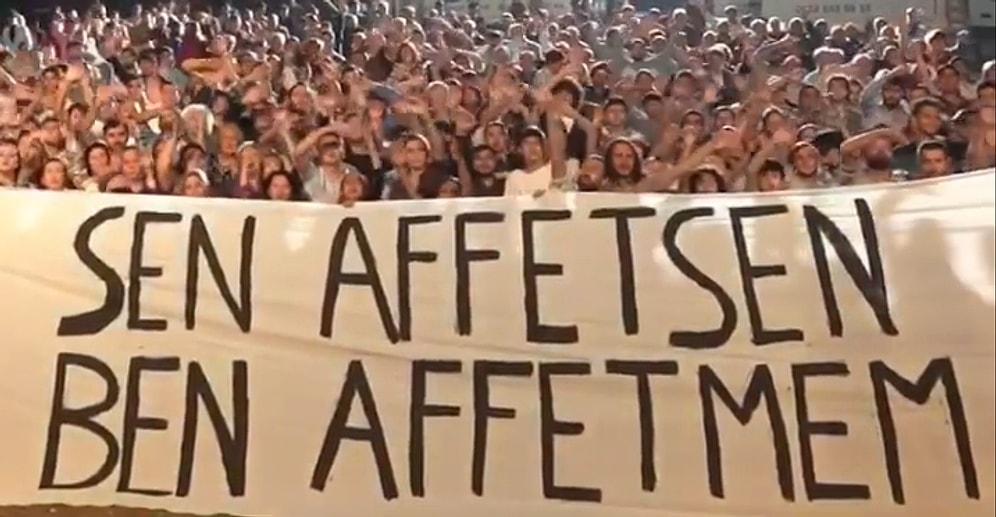 'Bergen' Setinden '25 Kasım Kadına Şiddetle Uluslararası Mücadele Günü’ Paylaşımı: 'Sen Affetsen Ben Affetmem'