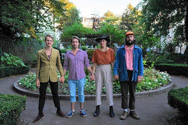 2015 kurulan Big Thief, Brooklyn çıkışlı indie folk müziklere imza atan bir müzik grubu.