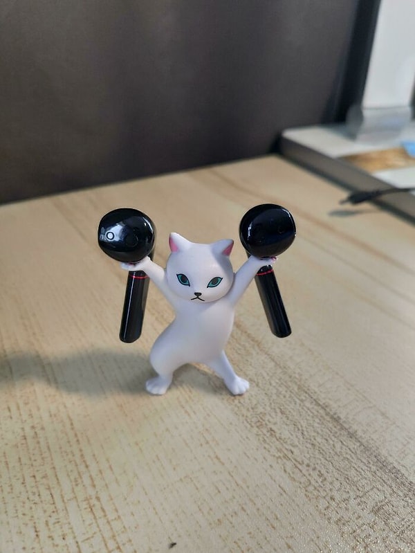 13. Подставка для крохотных вещей