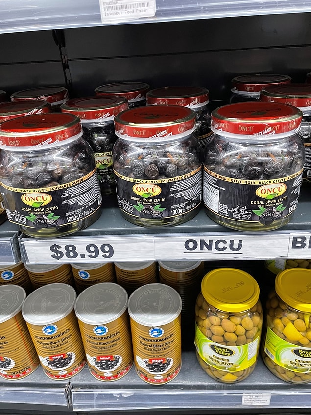 9. 1 kilo siyah zeytinin fiyatı da 8.99 dolar.