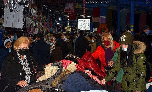 5. Türkiye'de döviz kurlarının artmasıyla yılbaşından bu yana özel araç ve turlar ile Kapıkule ve Hamzabeyli Sınır Kapısı'ndan 1 milyon Bulgar turist, Edirne'ye giriş yaptı. 1 Bulgar levası'nın 7 liraya yükselmesiyle tüm ihtiyaçlarını Türkiye'den karşılayan turistler, özellikle hafta sonu kentte yoğunluk oluşturdu.