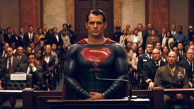 15. Batman ve Superman: Adaletin Şafağı (2016, İzleyici Sayısı: 1.462.002)