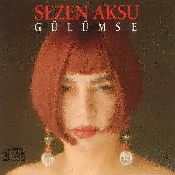 2. Peki Sezen Aksu'nun Gülümse adlı albümü ne zaman çıktı?