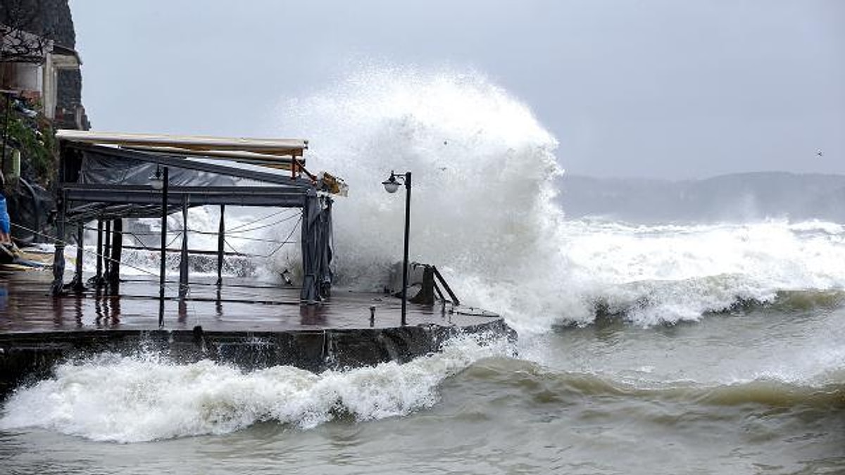 17 ilde firtina meteorolojiden sari ve turuncu kodlu uyari