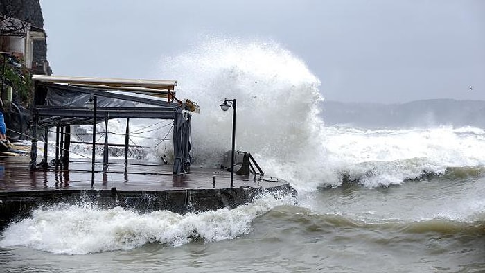 17 İlde Fırtına! Meteorolojiden Sarı ve Turuncu Kodlu Uyarı