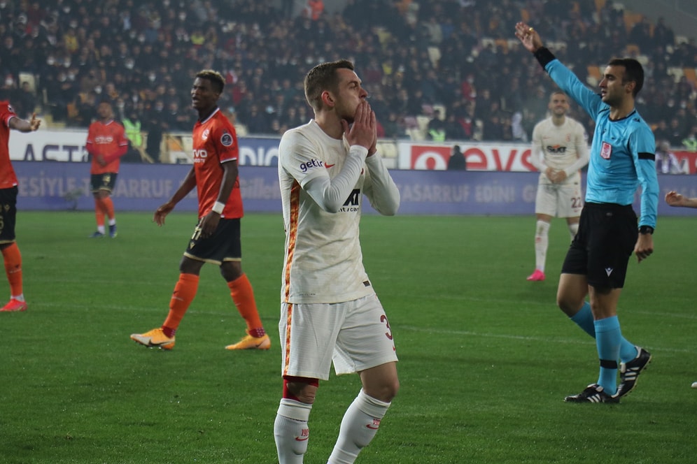 Avrupa'da Lider, Ligde Kayıp! Galatasaray, Yeni Malatyaspor Deplasmanında Bir Puana Razı Oldu