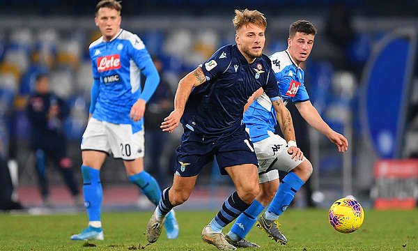 Napoli'ye galibiyeti getiren golleri, 7. dakikada Zielinski, 10. ve 29. dakikalarda Mertens ve 85. dakikada Ruiz kaydetti.