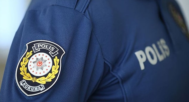 12. Emniyet-Sen Genel Başkanı Faruk Sezer, sosyal medyadan yaptığı paylaşımda bu yıl içinde intihar eden polis memuru sayısının 100’ü bulduğunu aktardı. Sezer ayrıca son 10 günde 10 polisin intihar ettiğini duyurdu.