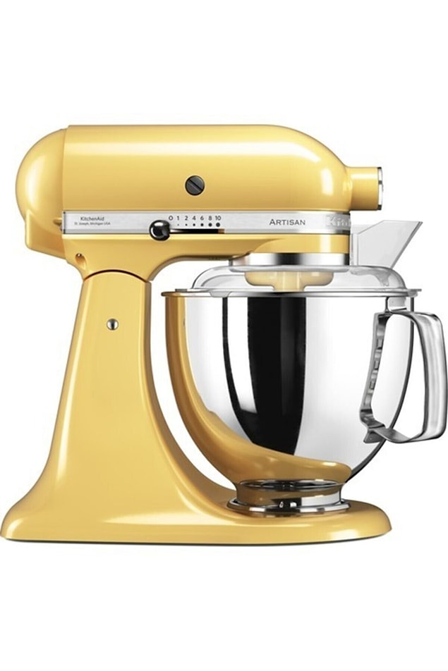 16. En sevilen mutfak yardımcısı, başka bir deyişle en iyi stand mikser de Kitchenaid stand mikser olmuş.