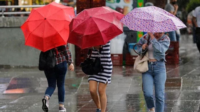 Meterolojiden 17 İle Turuncu Kod Uyarısı:  İstanbul'da Lodos Kaç Gün Sürecek?