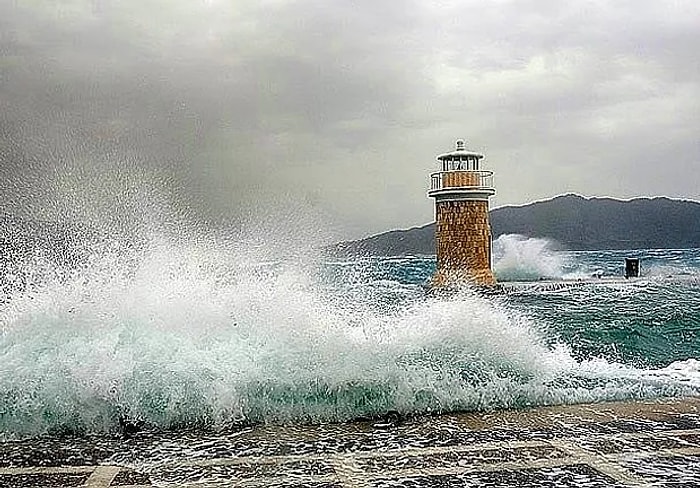 İstanbul’da Fırtına Ne Zaman Bitecek? Lodos Kaç Gün Sürecek?