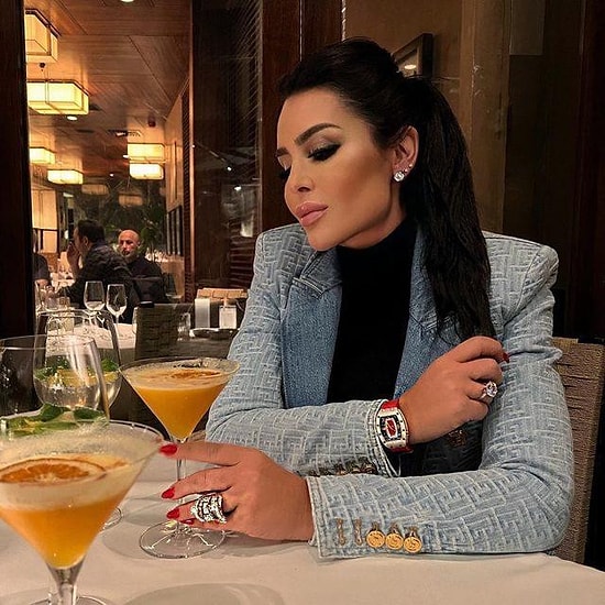 Selin Ciğerci Yüzük ve Saatinin Fiyatıyla Dudak Uçuklattı!