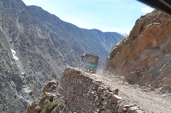 8. Peri Çayırı Yolu - Pakistan