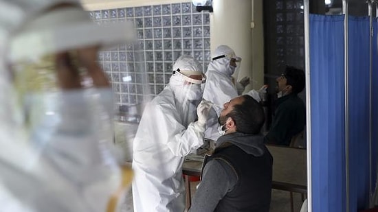 Koronavirüste 24 Saat: 22 Bin 556 Vaka, 196 Can Kaybı