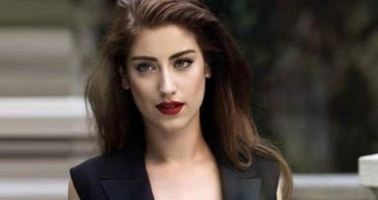 Hazal Kaya İddialı Olarak Geri Döndü: Hazal Kaya'dan Olay Pozlar