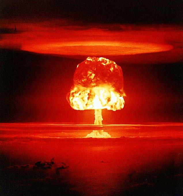 5. Dünya üzerinde en az 8 adet nükleer bomba kayıp.