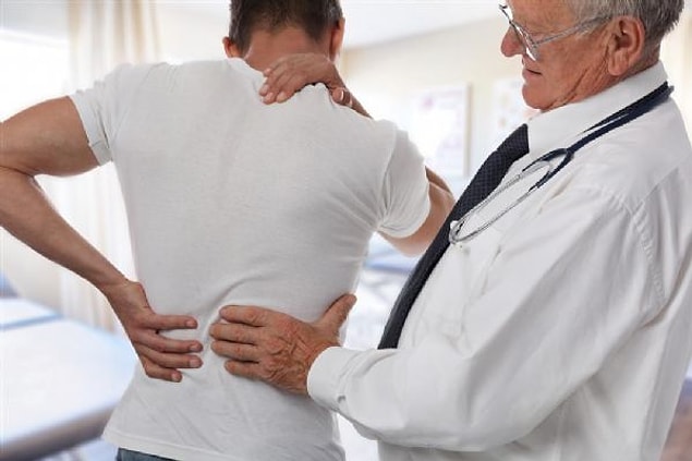 Kaburga Ağrısına Hangi Bölüm/Doktor Bakar?