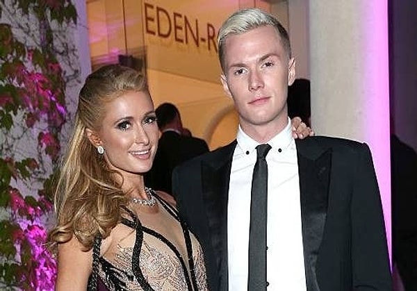 9. Брат Пэрис Хилтон, Бэррон Хилтон II