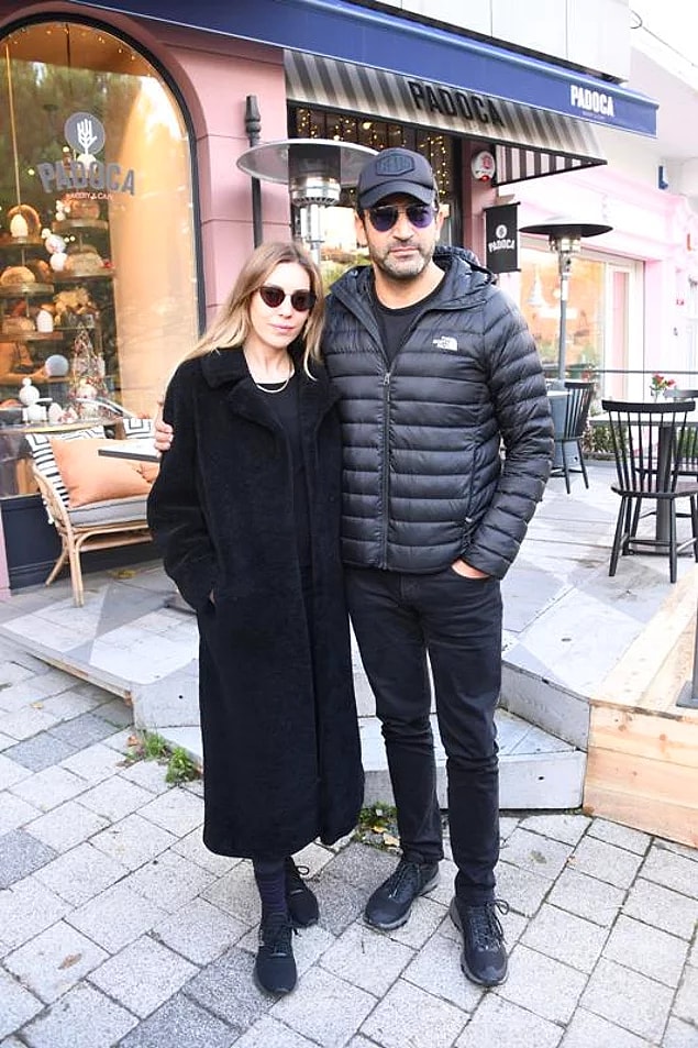 8. Sinem Kobal ve Kenan İmirzalıoğlu, ikinci bebeklerinin cinsiyetini açıkladı!