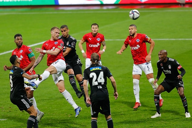 Ligde aldığı kötü sonuçlara Kasımpaşa karşısında da devam eden Beşiktaş, galibiyet hasretini 5 maça çıkardı.